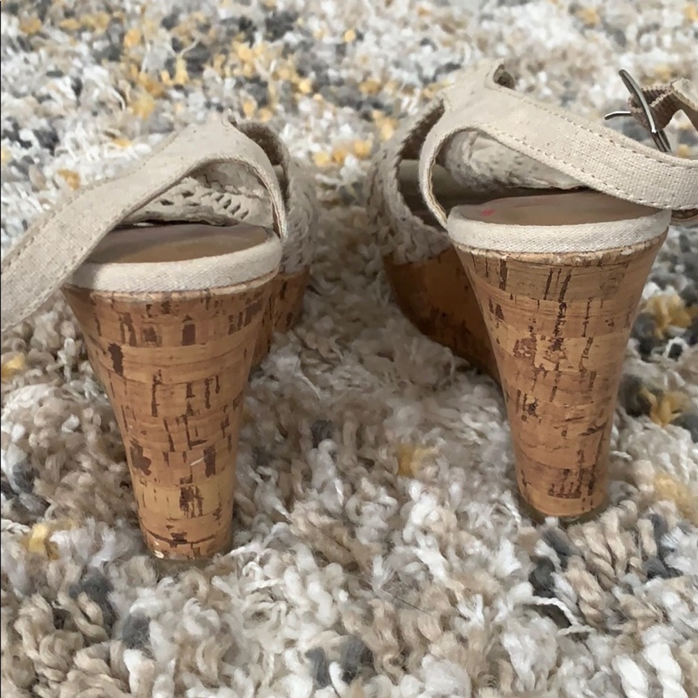 Summer Wedges - Picture 3 of 7